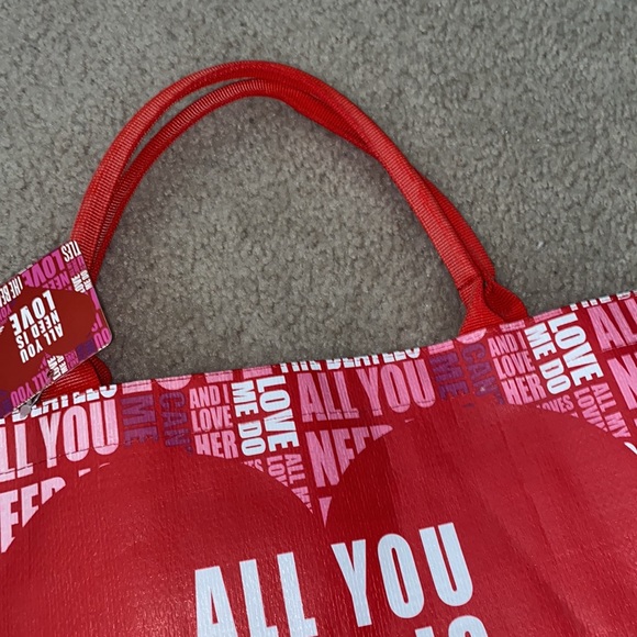 Beatles tote bag. All You Need Is Love. Tags on - Picture 3 of 4